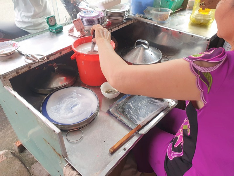 Bánh cuốn bánh ướt nóng Chợ Phước Hải Vũng Tàu