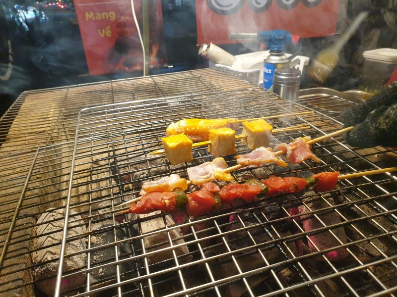 Quán thịt xiên que & lẩu Tò Tí Te