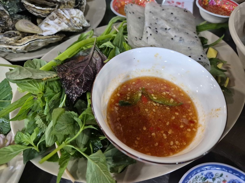 Quán ốc Ku Lỳ phường Thông Tây Hội