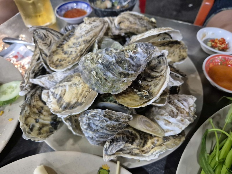 Quán ốc Ku Lỳ phường Thông Tây Hội