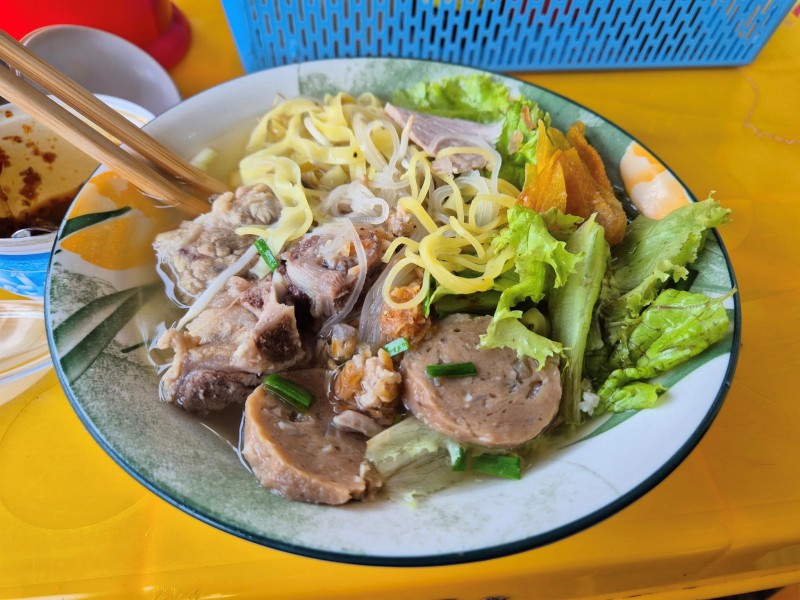 Hủ tiếu mì Mỹ Tho - gần chợ Hóc Môn