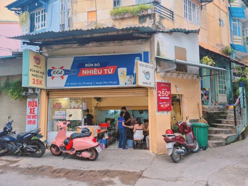 Bún bò huế Nhiêu Tứ Phú Nhuận