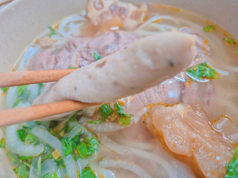 Bún bò huế Nhiêu Tứ Phú Nhuận