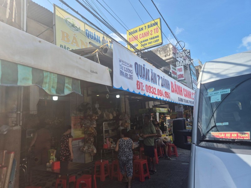 Bánh canh 2 tô 7 Bảnh Trảng Bàng