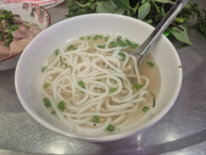 Bánh canh 2 tô 7 Bảnh Trảng Bàng