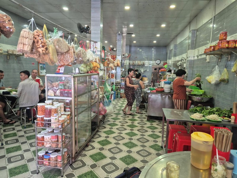 Bánh canh 2 tô 7 Bảnh Trảng Bàng